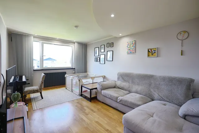 Saughton Mains Terrace, Edinburgh, EH11, photo 1