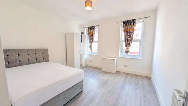 Alferton Road, Nottingham, NG7, photo 3