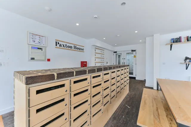 Photo 2 — Flat 23, Paxton House, 9 Cargreen Road, London