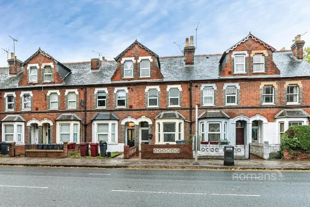 Caversham Road, Reading, RG1, photo 1