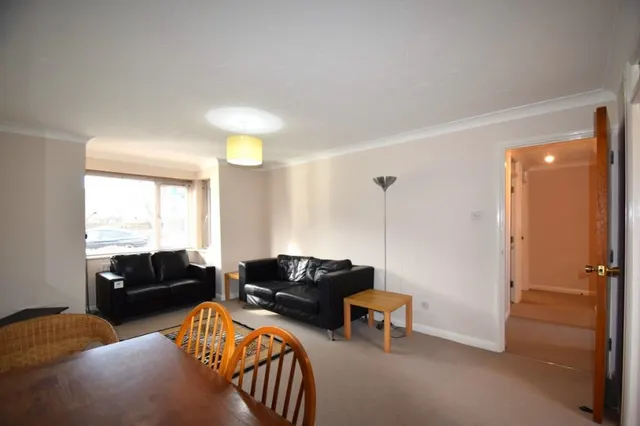 Chaseley Drive, W4, photo 2