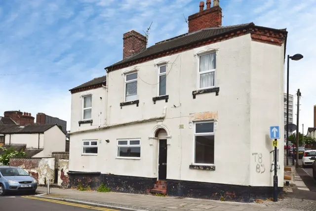 Waterloo Street, Hanley, photo 1