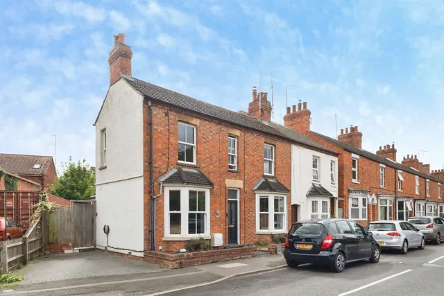 Broad Street, Newport Pagnell, photo 1