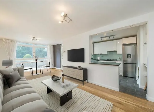 Thamespoint, Teddington, TW11, photo 2