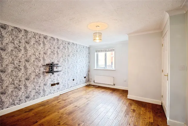 Photo 3 — Clover Way, Bedworth, Warwickshire, CV12