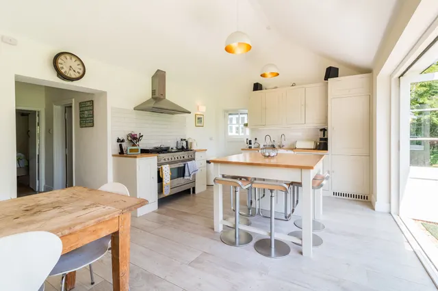 Photo 2 — The Cottage Bartley Road, Woodlands, Southampton, Southampton, SO40 7GP
