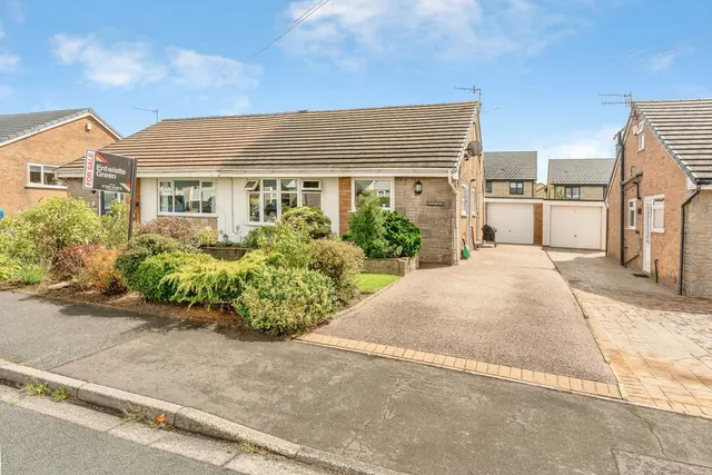 Richmond Avenue, Burnley, BB10, photo 1