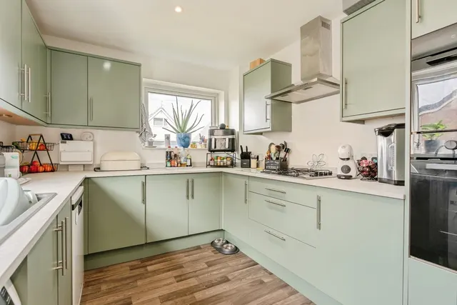 Richmond Avenue, Burnley, BB10, photo 2