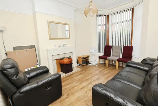 Prince Alfred Road, Liverpool, L15, photo 3