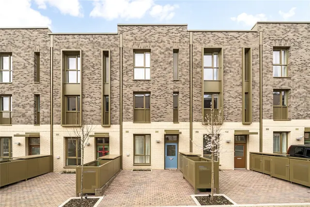 3 bedroom house, Baldwin Lane, Kidbrooke, SE3