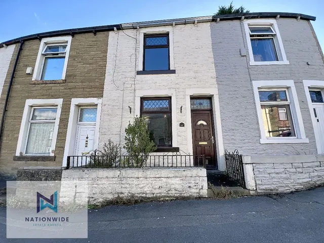 Railway Street, Nelson, BB9 0SE, photo 1