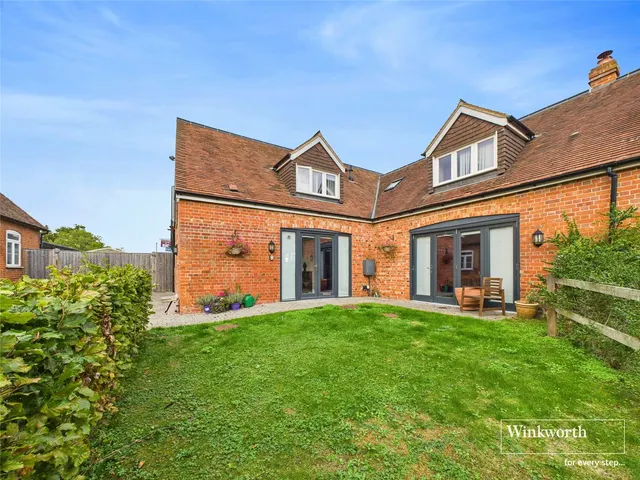 James Farm, James Lane, Grazeley Green, Reading, RG7, photo 1