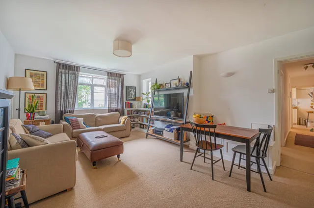 11 Dartmouth Court, Dartmouth Grove, London, photo 1