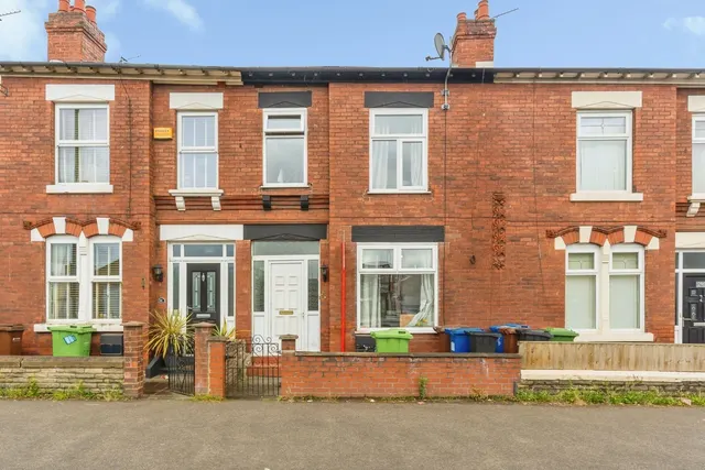 Buxton Road, Stockport, Greater Manchester, SK2, photo 1