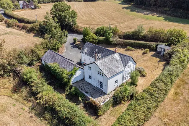 Photo 3 — Harthill Road, Burwardsley, Chester, Cheshire, CH3 9NU