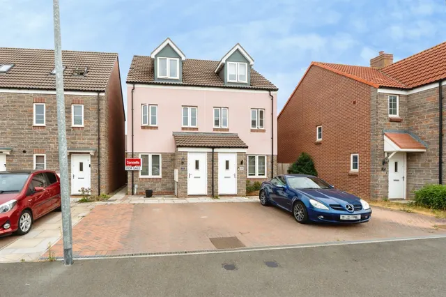 Goldenrod Road, Emersons Green, Bristol, photo 1