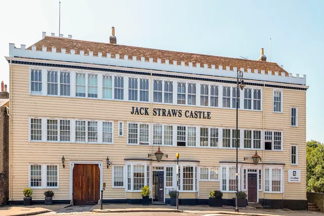 Jack Straws Castle, Hampstead, London, NW3, photo 1