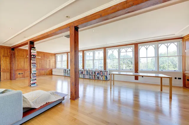 Photo 2 — Jack Straws Castle, Hampstead, London, NW3