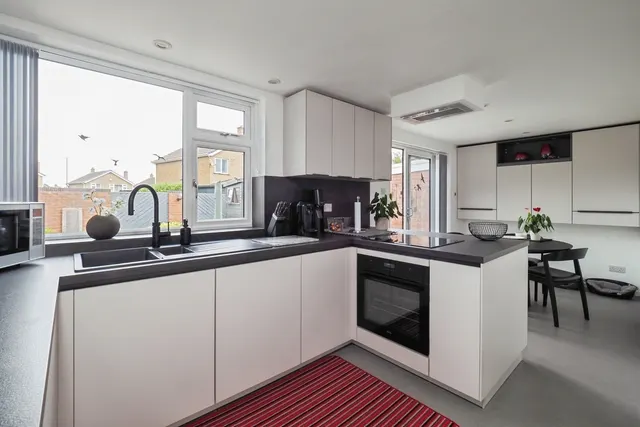 Photo 2 — Highcroft Drive, Wollaton, Nottingham, NG8