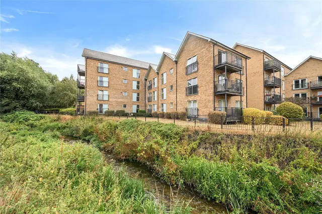Photo 3 — Esparto Way, South Darenth, DA4