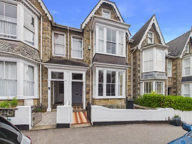 Morrab Road, Penzance, photo 1