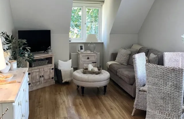 Rudgard Way, Liphook, GU30, photo 2
