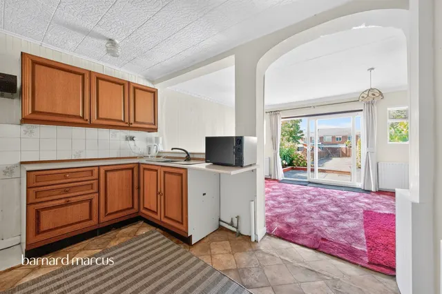 Brinkley Road, Worcester Park, KT4, photo 2