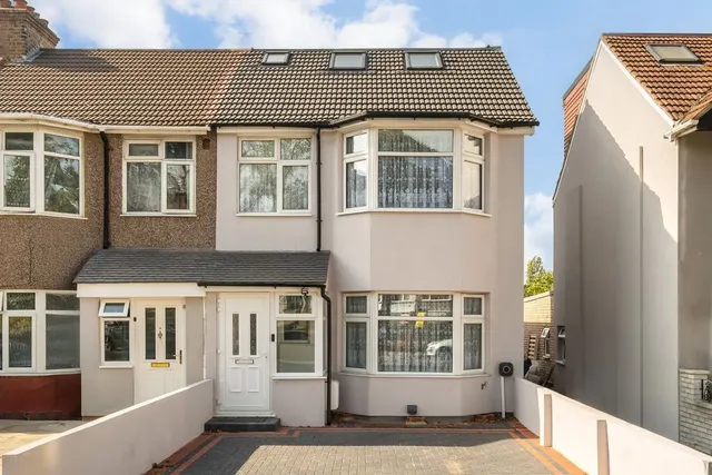 Bridgewater Road, HA0, photo 1