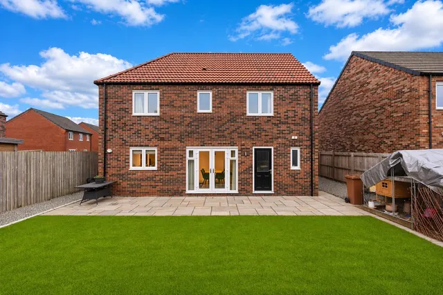Oliver Close, Howden, DN14, photo 2