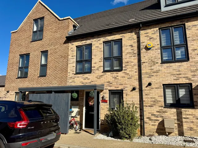 Rodin Drive, Harlow, CM18, photo 1