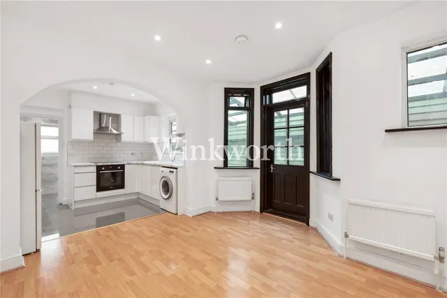 Westbury Avenue, London, N22, photo 3