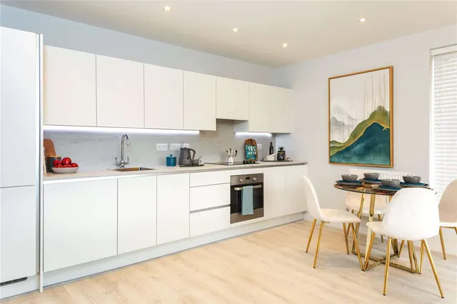 Photo 2 — Hendon Waterside, Moorhen Drive, Hendon, NW9 7QA