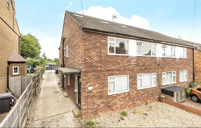 Clifford Road, Barnet, EN5 5PE, photo 1