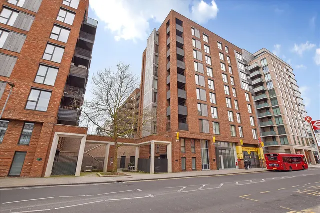 Regal Walk, Bexleyheath, DA6, photo 1