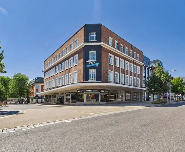 1 bedroom flat — The Kingsway, City Centre, Swansea, SA1