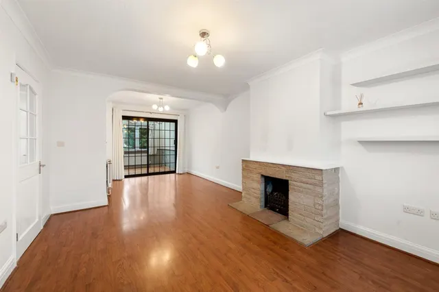 Glenesk Road, SE9, photo 3
