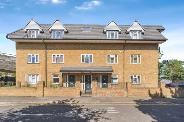 Eldred Road, Barking, photo 1