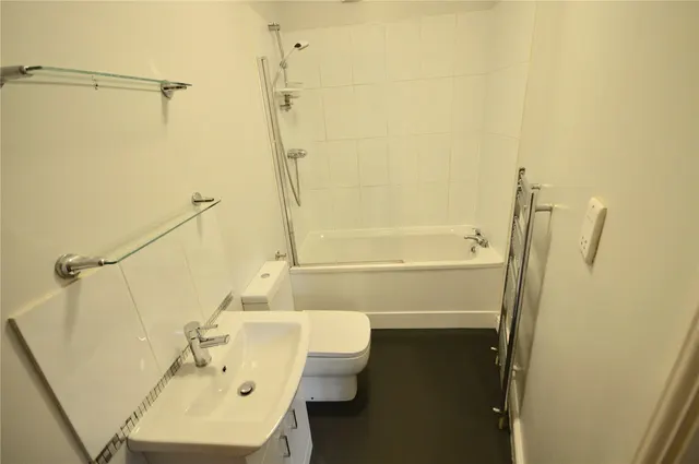 Robinson Road, Sheffield, S2, photo 3