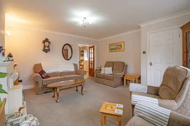 Pear Tree Close, Epworth, DN9, photo 3