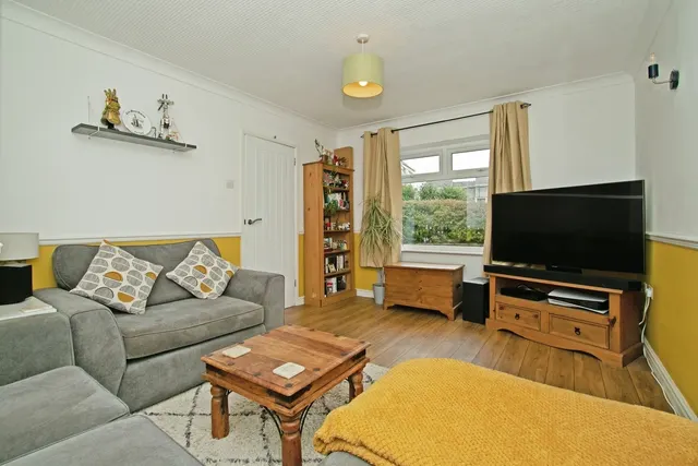 Roseland Gardens, Redruth, TR15, photo 2