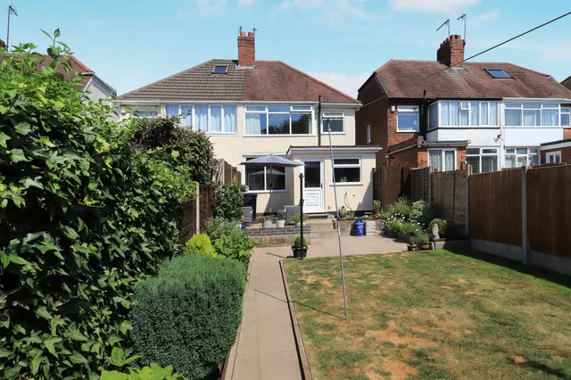 Havacre Lane, Coseley, WV14, photo 2