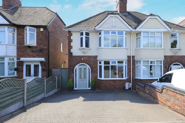 Havacre Lane, Coseley, WV14, photo 1