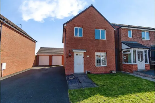 Lakelot Close, Willenhall, photo 1