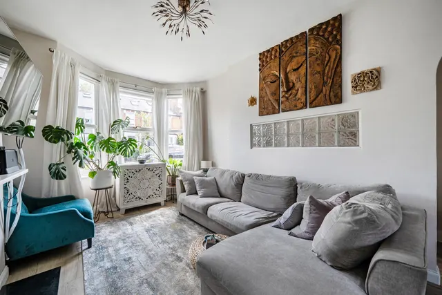 Photo 2 — Salehurst Road, SE4
