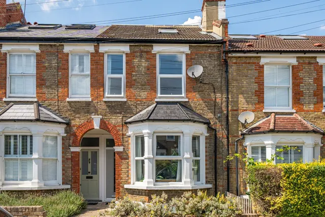 Salehurst Road, SE4, photo 1
