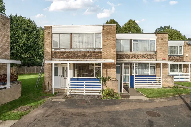 Nursery Road, HA5, photo 1