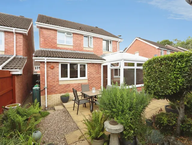 Clos Cwm Garw Caerphilly, CF83, photo 2