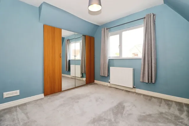 Photo 3 — Ringwood Crescent, Bristol, Somerset, BS10