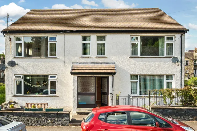 Thornbarrow Close, Windermere, LA23, photo 1