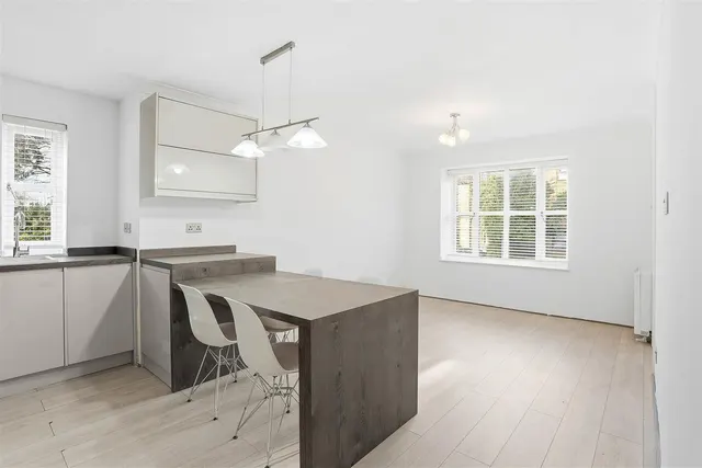 Cedar Road, Sutton, SM2, photo 3